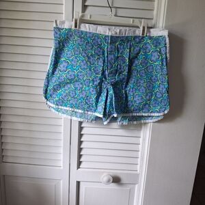 Surfer Kegs Floral Patterned Shorts